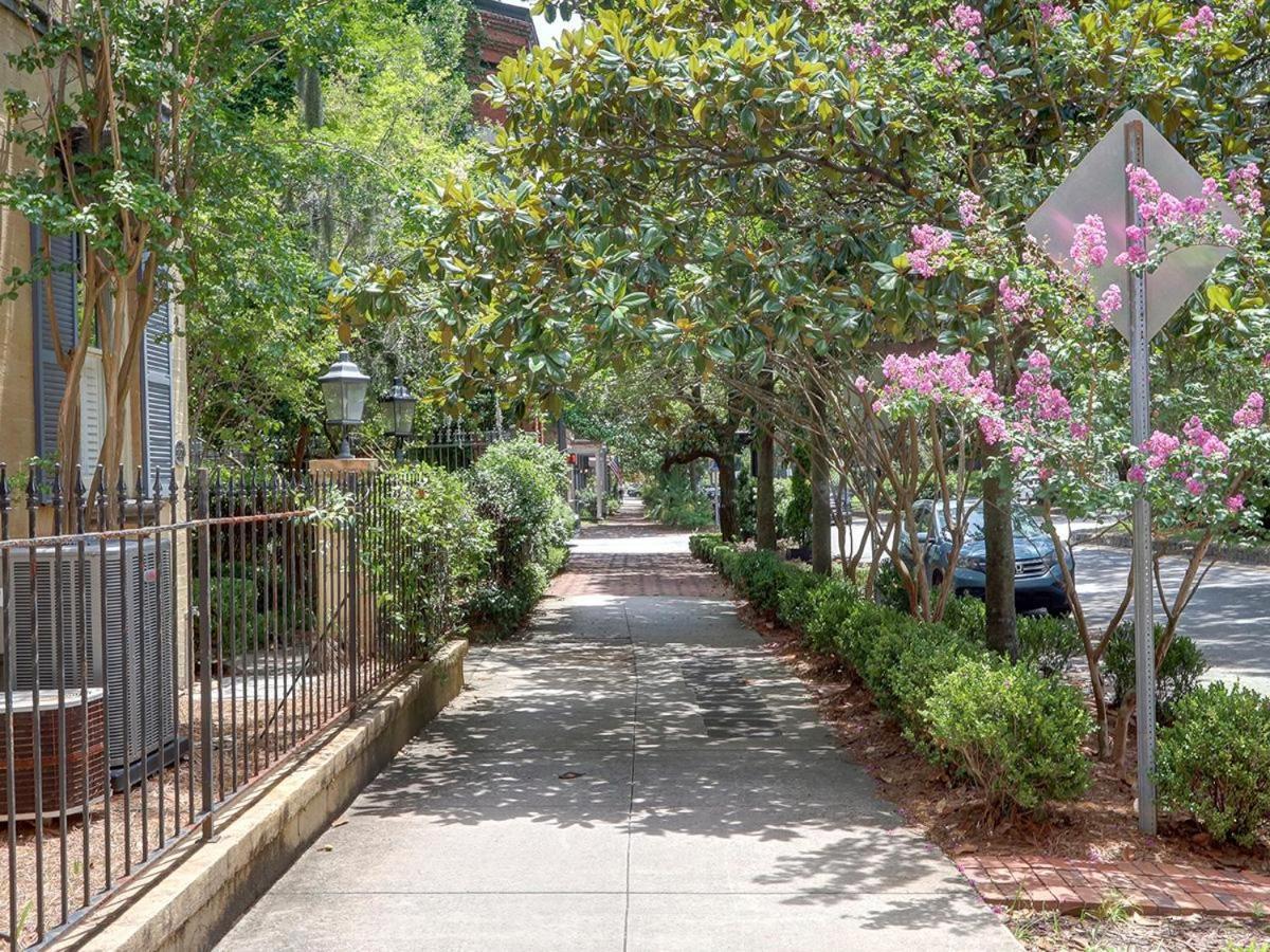 Southern Charm On Liberty Savannah Bagian luar foto