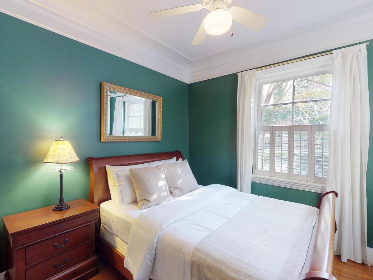 Southern Charm On Liberty Savannah Bagian luar foto